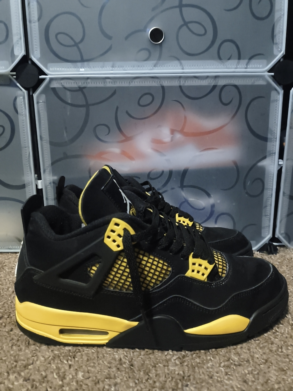 Jordan 4 Yellow Thunder